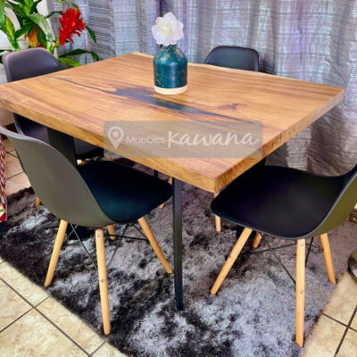 Guanacaste wooden table with resin