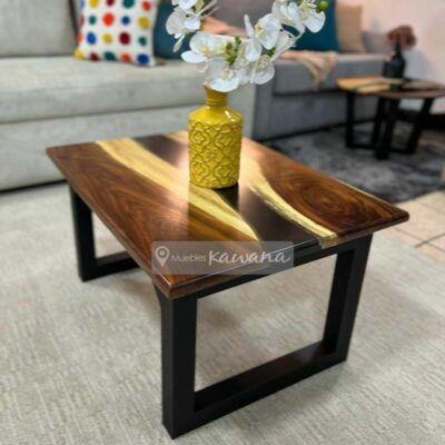 Mesa de centro coffee table en madera Guanacaste con resina epóxica negra 80x60c.m