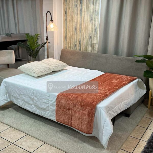 Sillon sofa cama queen herraje americano sin brazos en lino café claro 2,1m