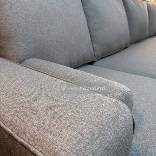 Sillon en L grande personalizado en lino gris oscuro con patas de madera 3m