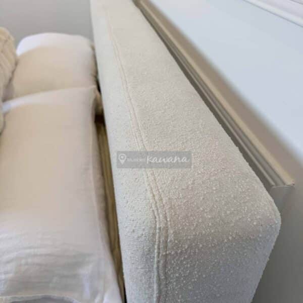 Cama king moderna en lino ivory suave alto tránsito